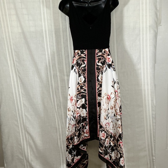 White House Black Market Black Velvet Bodice Floral Handkerchief Hem Dress - Picture 9 of 13